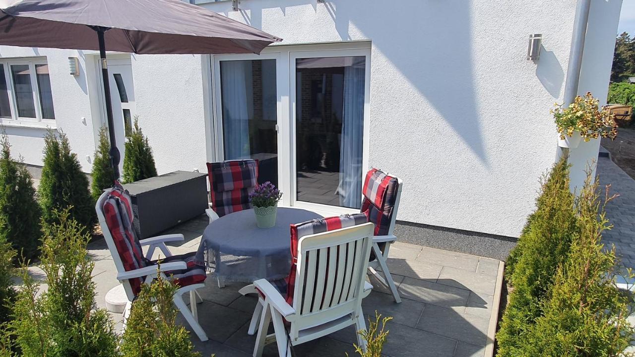 Ferienwohnungen "Godewind", Appartements Mit Balkon Oder Terrasse Zinnowitz Exterior foto