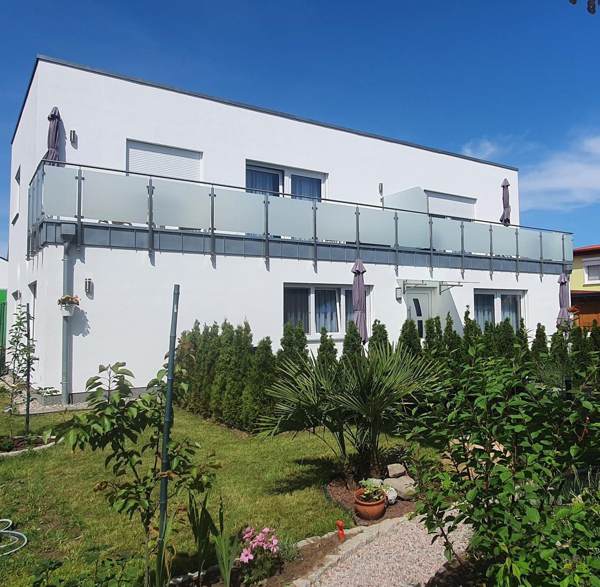 Ferienwohnungen "Godewind", Appartements Mit Balkon Oder Terrasse Zinnowitz Exterior foto